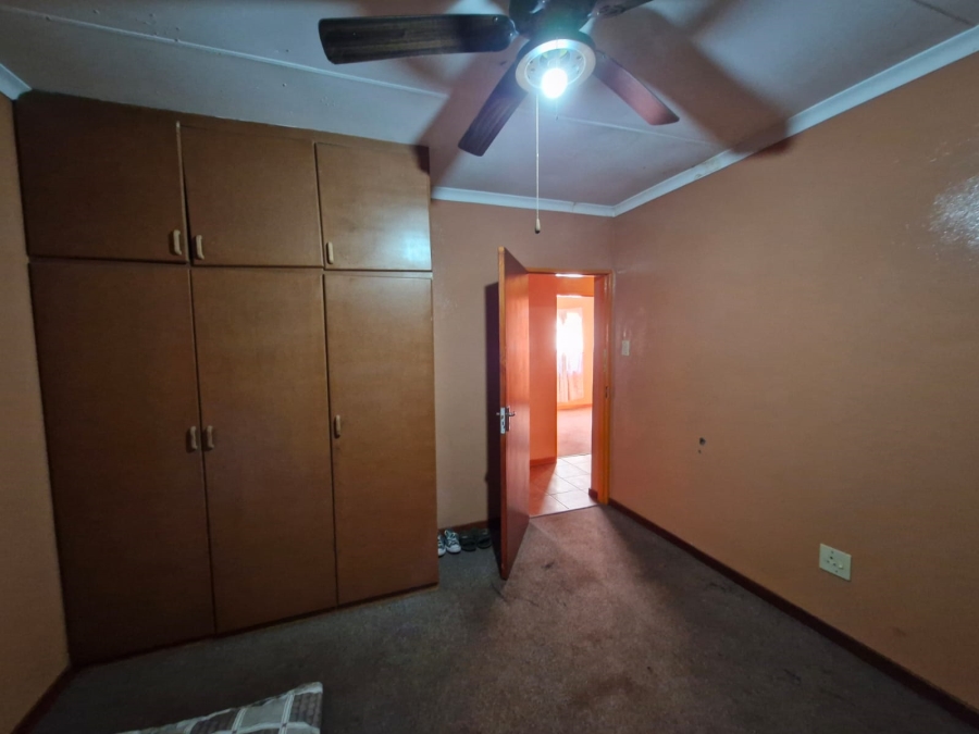 7 Bedroom Property for Sale in Kathu Northern Cape